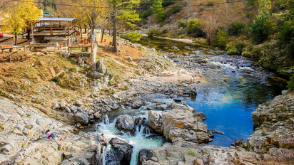 El pueblito escondido a solo 1 h. de Córdoba que enamora con sus cascadas naturales