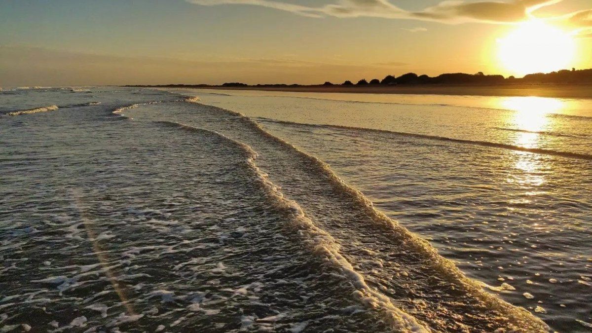 La Chiquita es la playa más solitaria de Argentina. No te pierdas de conocerla. 