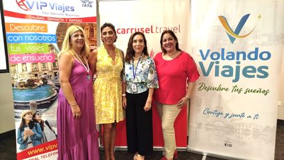 Soula Koulouri, directora de Mediterranean Jet; Ingrid DelBusto, directora de Volando Viajes; Mary Guizado, gerente general de VIPViajes, y Elke Daum, gerente de ventas de Carrusel Travel.