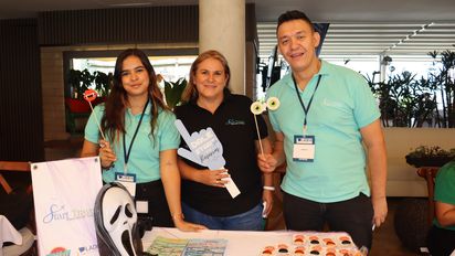 Equipo de Start Travel en el marco de Ladevi Workshop Medellín.
