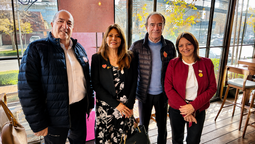 La directora de PromPerú en Chile, María Teresa Villena; y la especialista de Turismo e Inversiones de PromPerú, Andrea Muñoz; junto a Andrés Azuaga (Ladevi) y Carlos Johnson (Revista Eventos).&nbsp;