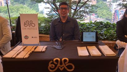 Luis Cabarcas, ejecutivo de Ventas de EM Hotels.