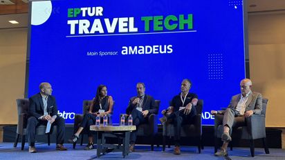 Representantes de Rolback, Go Global Travel, Travel Compositor, Amadeus y Grupo GEA participan de EPTUR Travel Tech.