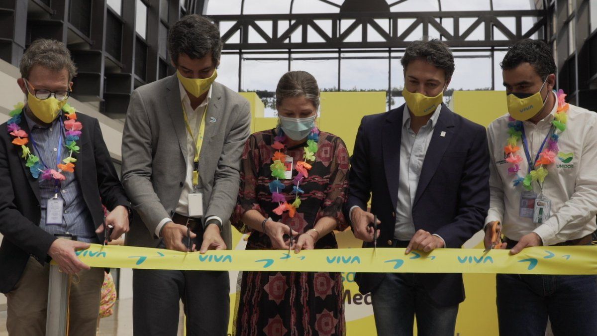 Apertura oficial del hub de Viva Air.