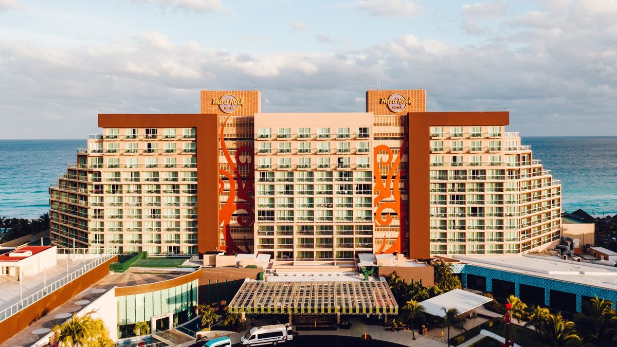 Hard Rock Hotels renueva su propiedad de Cancún.