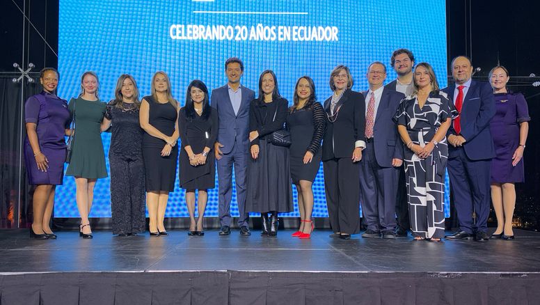 El evento por el 20° aniversario de Delta Air Lines en Quito contó con la presencia de directivos y colaboradores de la aerolínea.