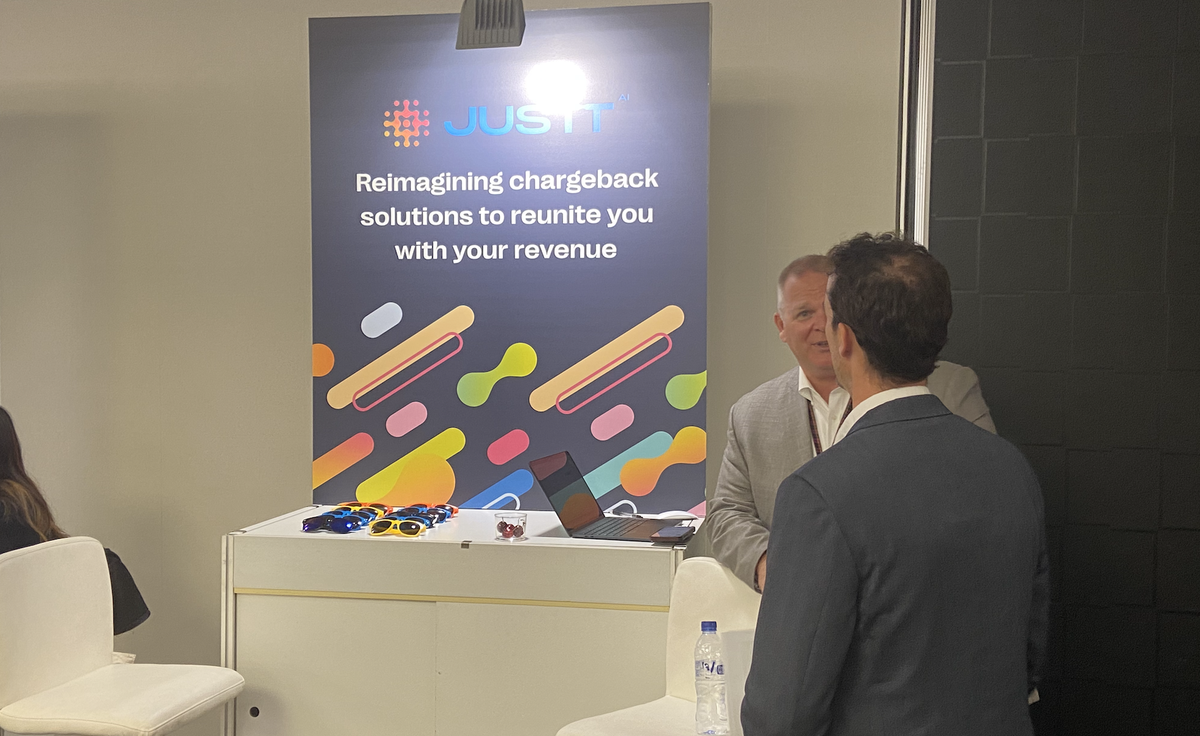 Stand de Justt en Phocuswright 2023