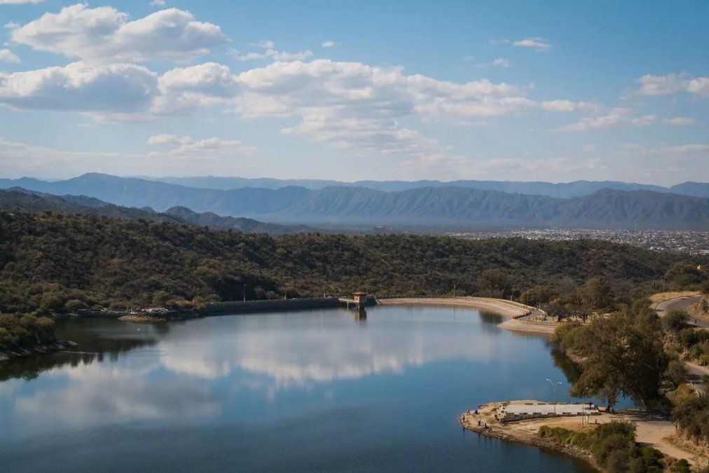 En tu primer día te recomendamos visitar la bella ciudad de San Fernando del Valle de Catamarca. En tu primer día te recomendamos visitar la bella ciudad de San Fernando del Valle de Catamarca.