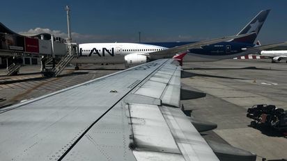  Latam Airlines desmiente a JetSMART por frecuencias a Lima