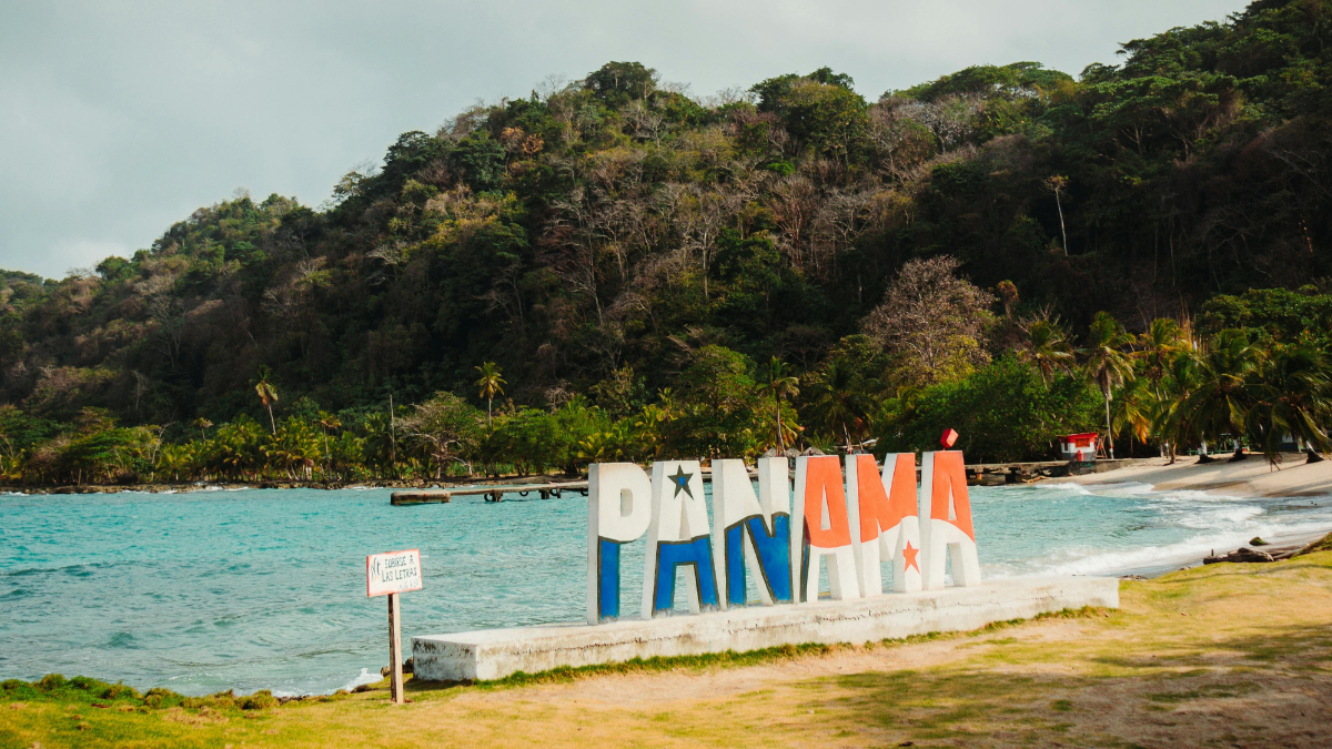 Conoce cómo extender tu escala en Panamá hasta por 7 días para explorar el país.