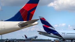 Delta Air Lines y LATAM unieron fuerzas es 2022 a través de un joint-venture.