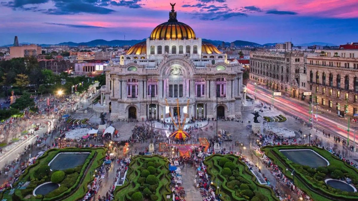 Crecen las llegadas de argentinos a México.