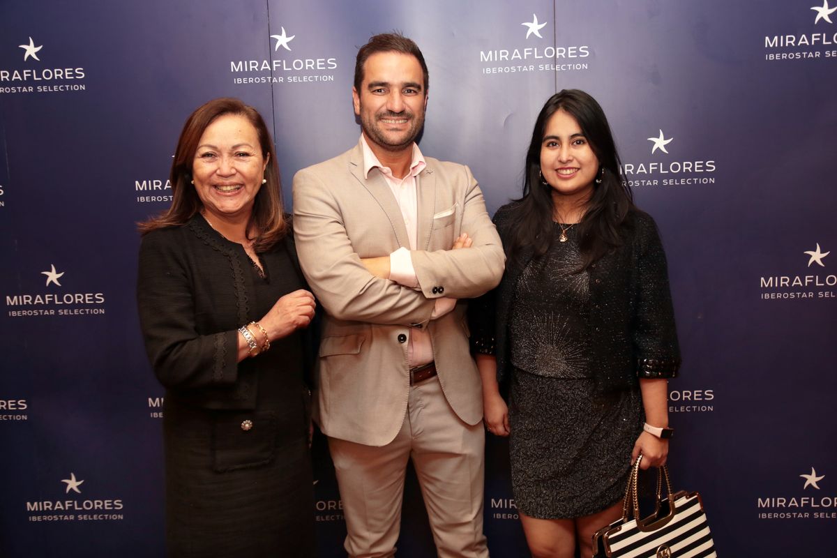 Ana María Canale, Joao Abegao y Zaira Priscila durante la presentación de Iberostar Hotels & Resort en Lima. 