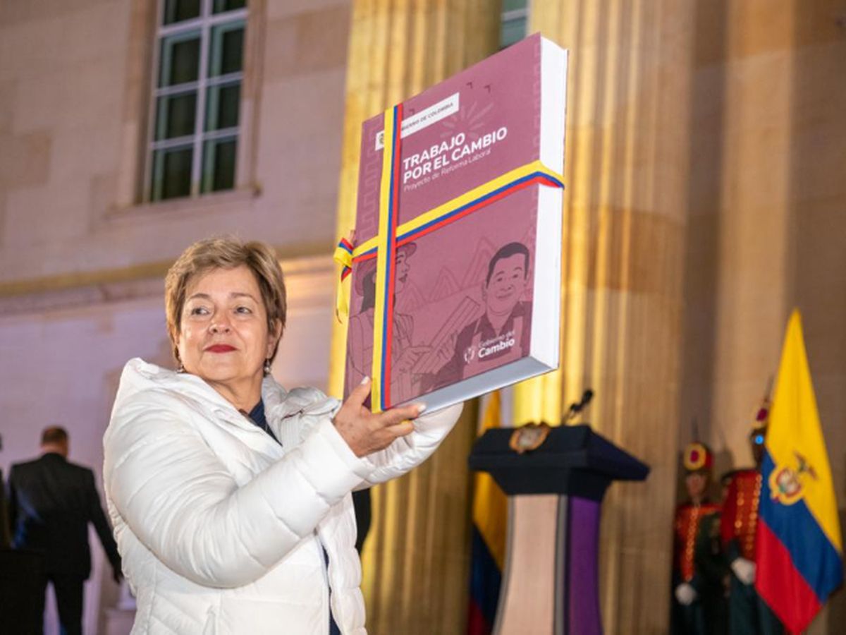 La ministra de Trabajo, Gloria Inés Ramírez, afirmó que 12 puntos artículos fueron agregados a la nueva reforma laboral.