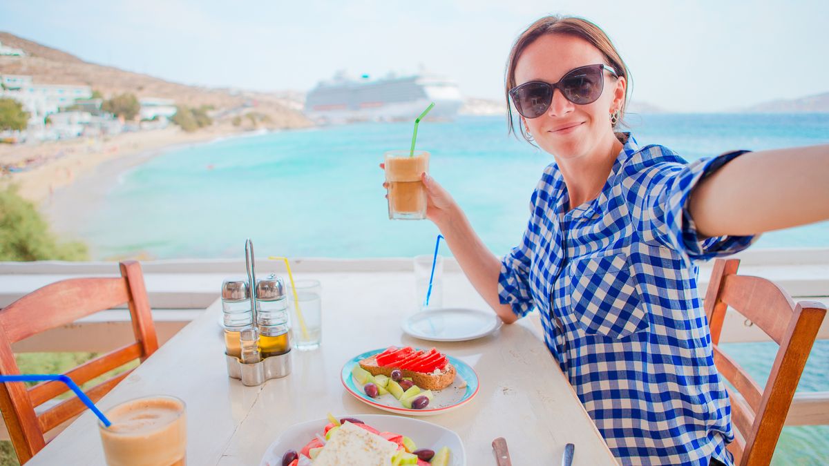 En Puerto Rico, cada plato cuenta una historia. Entre aromas, tradición y alegría caribeña, su gastronomía invita a descubrir la esencia de la isla.