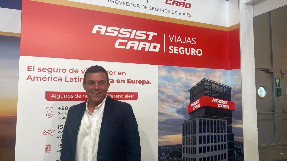 En Fitur, Julio Álvarez, country Manager de Assist Card España, revela los planes de la compañía de asistencia al viajero.
