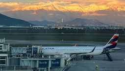 Trabajos de mantención de pistas se realizarán en la zona poniente del Aeropuerto de Santiago.
