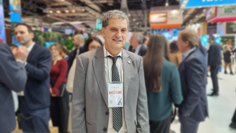 Con lista única y pleno respaldo interno, Adrián Manzotti continuará alfrente de Aviabue por dos años más.&nbsp;