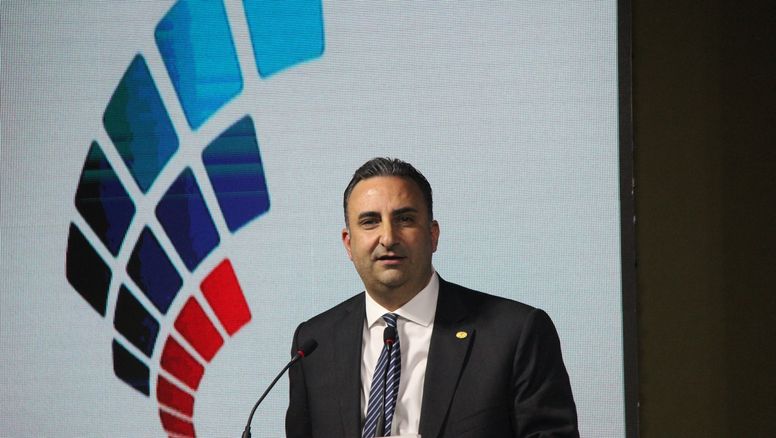 Gustavo Hani.