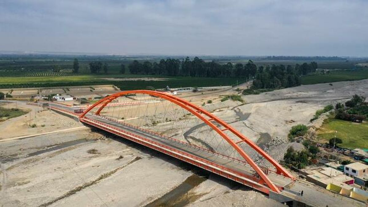 El MTC informó que el puente Chamorro tiene un avance del 96%. - Ladevi Medios y Soluciones El MTC informó que el puente Chamorro tiene un avance del 96%.