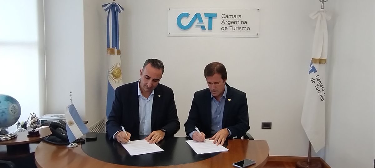 La firma entre Faevyt y CAT promueve los negocios de las agencias de viajes en un entorno seguro.