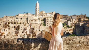 La ruta recorre algunos de los santuarios marianos más importantes de Europa, junto a ciudades históricas y destinos emblemáticos del continente.
