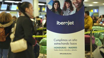 Cartel promocional de Iberojet.