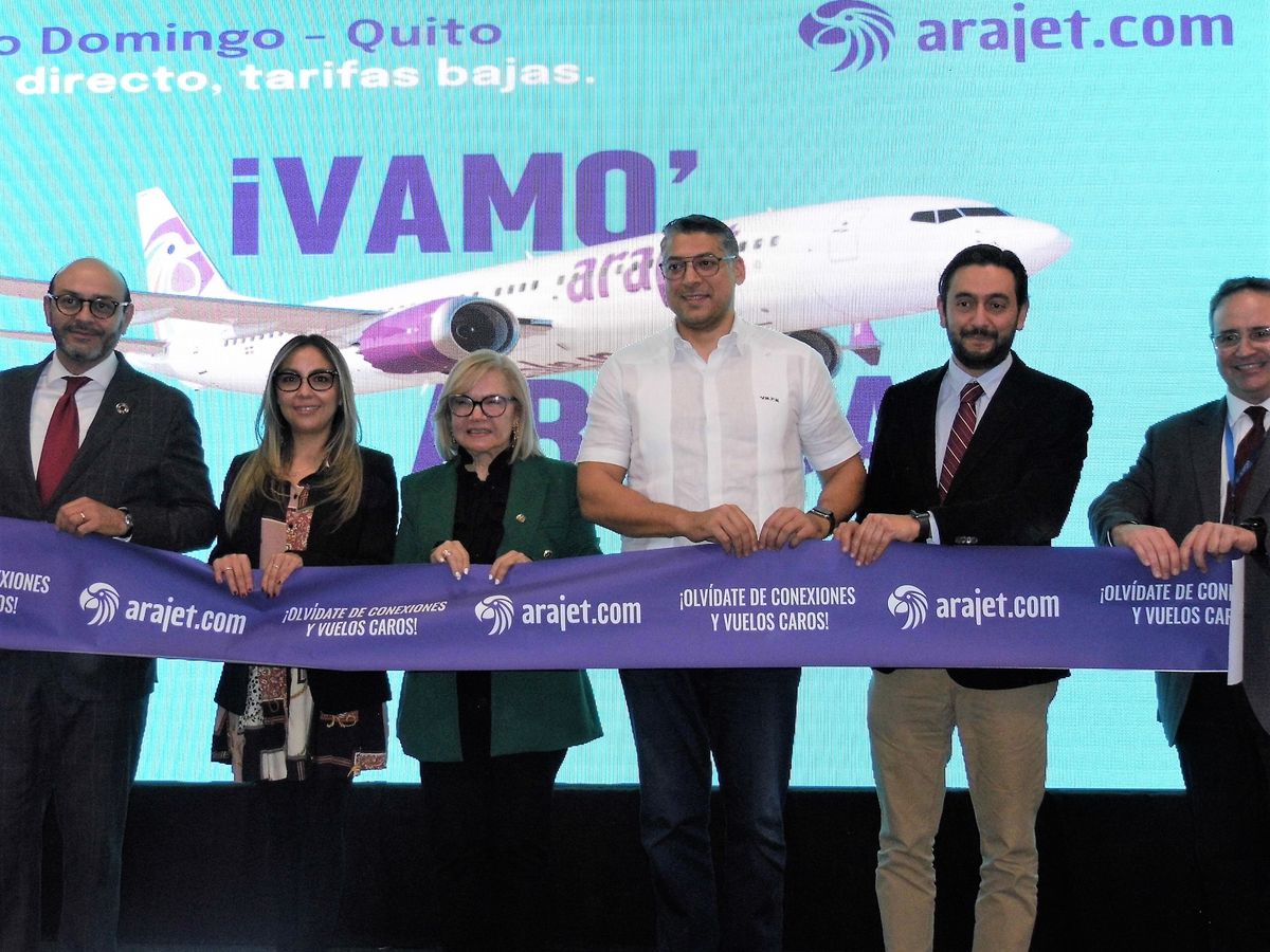 Importantes personalidades del sector aéreo estuvieron presentes en el evento protocolario que dio inicio a los vuelos de Arajet en Ecuador.