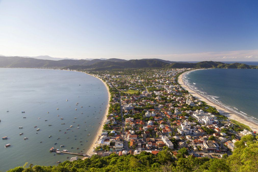 ¿Qué distancia hay de Florianópolis a Bombas y Bombinhas? ¿Qué distancia hay de Florianópolis a Bombas y Bombinhas?