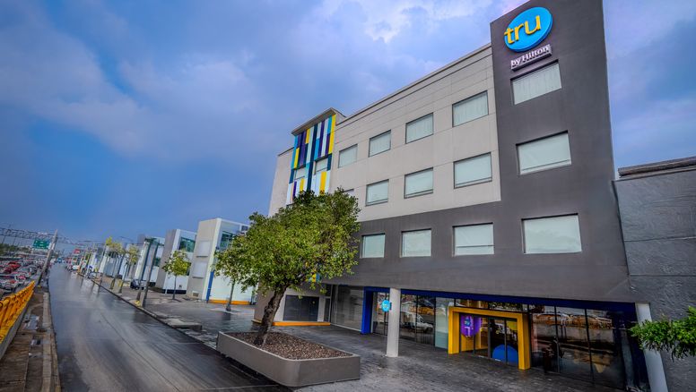 El Tru by Hilton Mexico City Airport se encuentra&nbsp;a pocos minutos del Aeropuerto Internacional de la Ciudad de México (AICM).