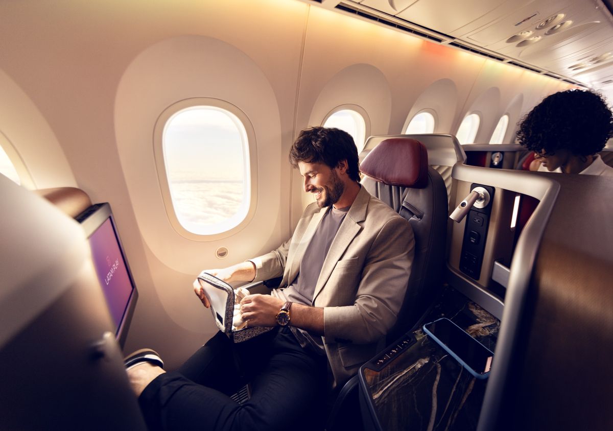 Los renovados asientos de la cabina Premium Business de Latam Airlines. - Ladevi Medios y Soluciones Los renovados asientos de la cabina Premium Business de Latam Airlines.