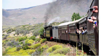 Verano en la Patagonia: Todo lo que tenés que saber sobre La Trochita