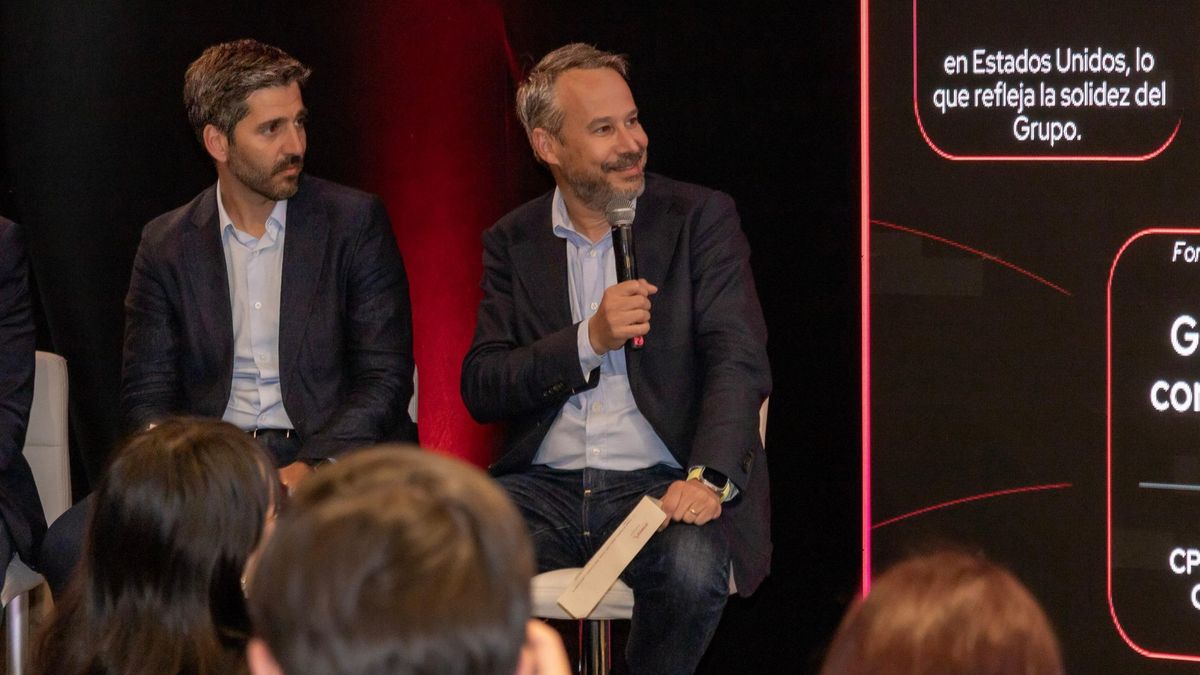  Adrián Neuhauser, CEO de Grupo Abra, expone el crecimiento de Abra, su plan de IPO y la integración con nuevas aerolíneas.  