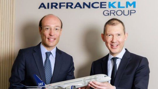 Anko van der Werff, presidente y CEO de SAS y Benjamin Smith, CEO del grupo Air France-KLM.