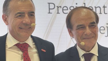 Tomeu Bennasar junto a Vicente Fenollar, presidente ejecutivo de Ávoris.