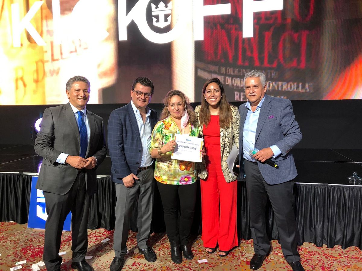 Ganadora del sorteo de Royal Caribbean y Discover America Marketing.