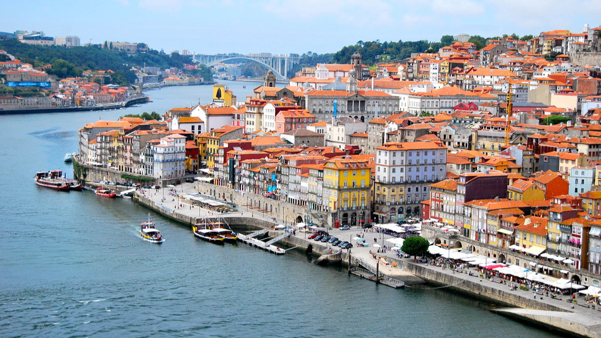 Vacaciones entre Europa y el norte de &Aacute;frica: Oporto es una de las paradas destacadas casi al final del viaje.&nbsp;