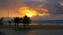 altText(Esmeraldas: la provincia verde con playa)}