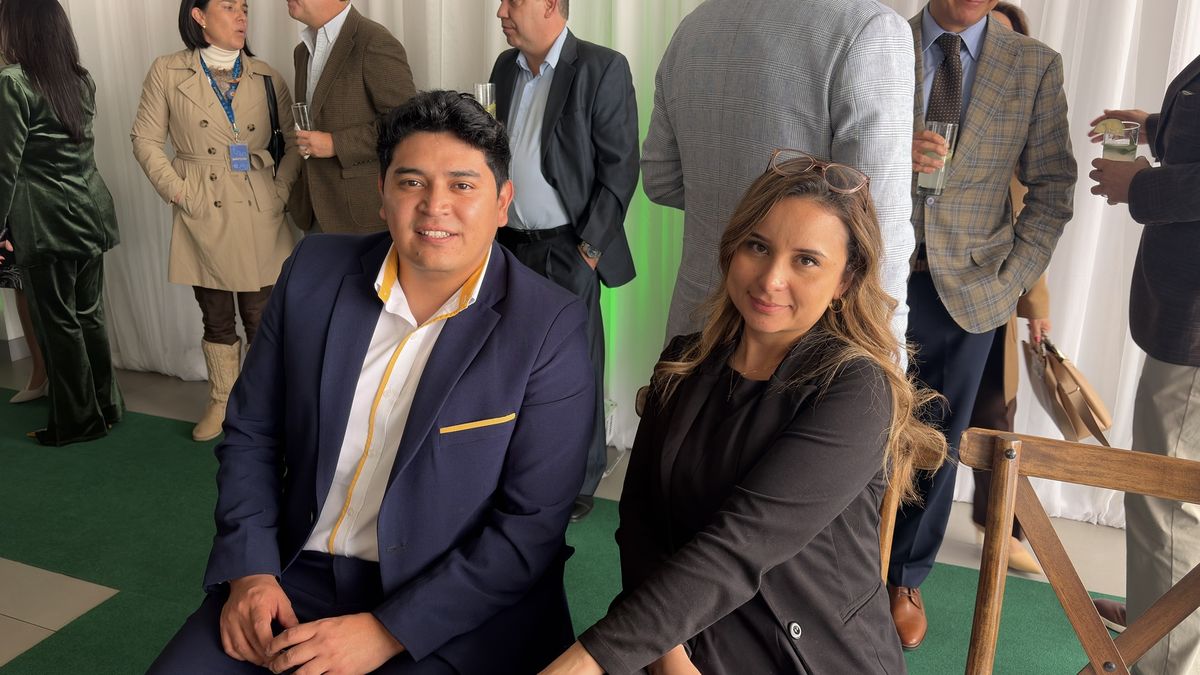 Presentación oficial de alianza entre Intermundial y Equisuiza, en Quito.