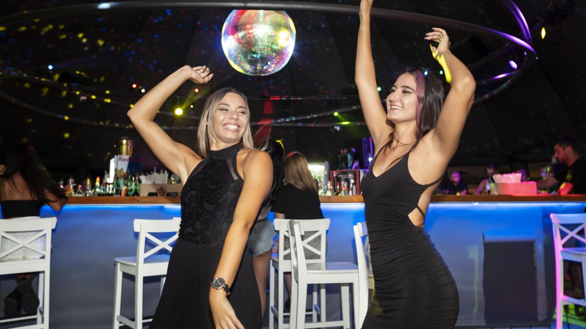 La noche en Bogotá tiene distintos ritmos y ambientes, y estos tips ayudan a aprovechar mejor la experiencia.