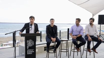 Axel Kicillof y Matías Lammens indicaron que las políticas de Javier Milei destruyeron la temporada de verano. Indicaron que se terminó el boom turístico luego de la pandemia.