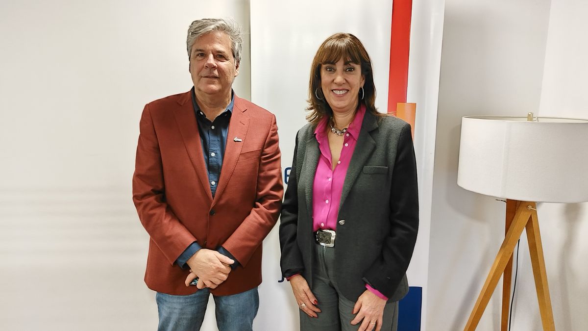 Mónica Zalaquett junto al presidente de Fedetur, Jaime Guazzini. 