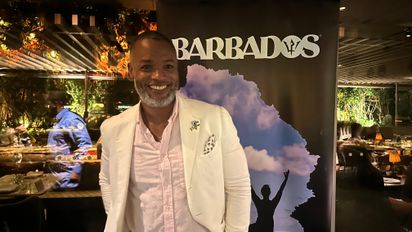 Barbados agasajó a profesionales en Brasil con una cena especial