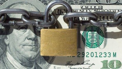 Cepo cambiario: el Banco Central anunci&oacute; la retenci&oacute;n del 35% para la compra de d&oacute;lar ahorro o gastos con tarjeta en el exterior.