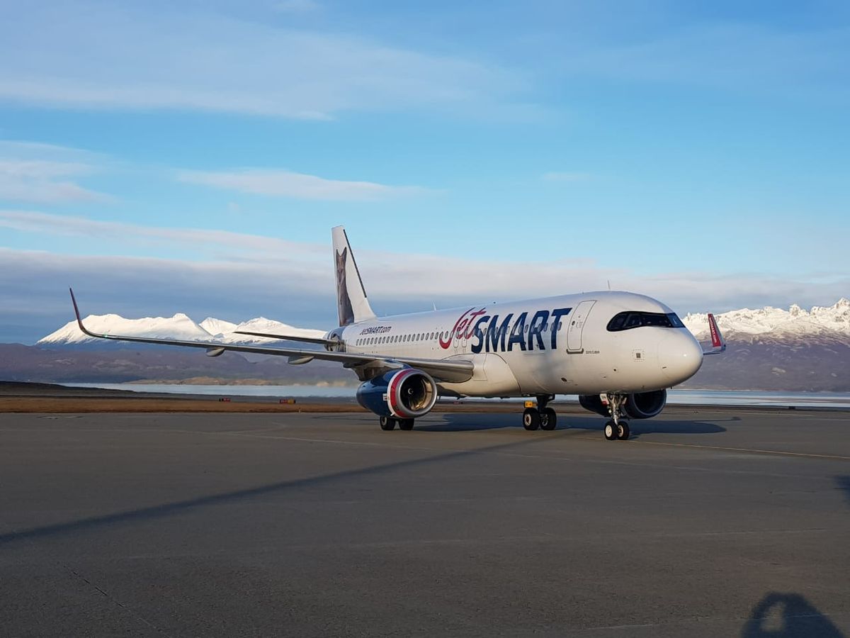 JetSMART volará de Buenos Aires a San Martín de los Andes los lunes
