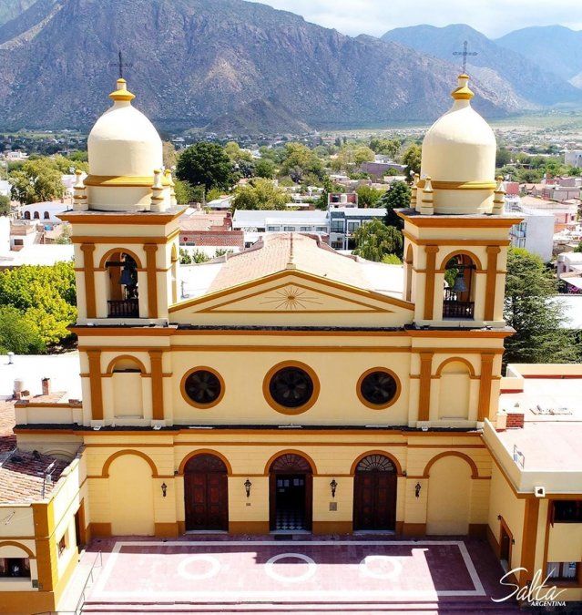 La Iglesia Catedral de El Cafayate es una parada ineludible al recorrer el pintoresco centro de la localidad de Salta. 
