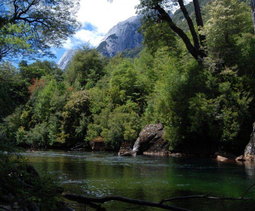 Valle Cochamó es ahora Santuario de la Naturaleza en la Región de Los Lagos. - Ladevi Medios y Soluciones Valle Cochamó es ahora Santuario de la Naturaleza en la Región de Los Lagos.