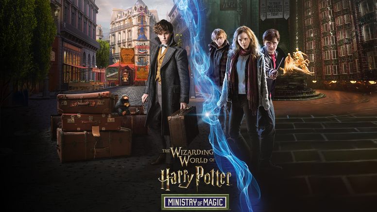 Universal Orlando Resort presenta The Wizarding World of Harry Potter – Ministry of Magic que combina el mundo de Harry Potter con el de Animales Fantásticos.