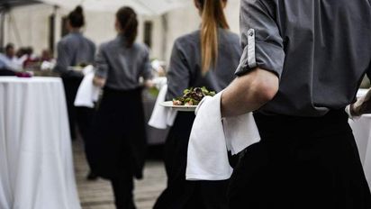 El sector HORECA, uno de los que más profesionales necesita este verano.