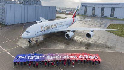 Airbus entregó a Emirates su último A380 fabricado